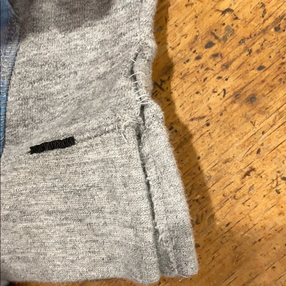 ONTHE BYAS Star Wars Sweatshirt Small